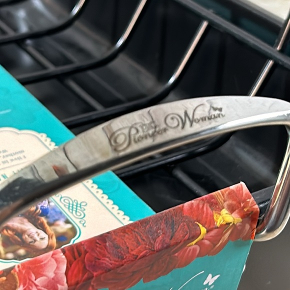 The Pioneer Woman Timeless Nonstick Roaster w/ Rack Insert - Picture 4 of 9